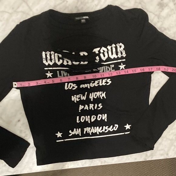 NEW Fashion Nova World Tour LA NY London Paris🌆 Black Laser Cut T Shirt L - Picture 16 of 16